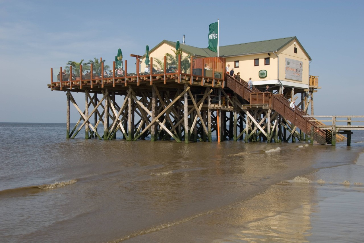 Hier wird die Strandbar in Sankt Peter-Ording bald nicht mehr stehen. 