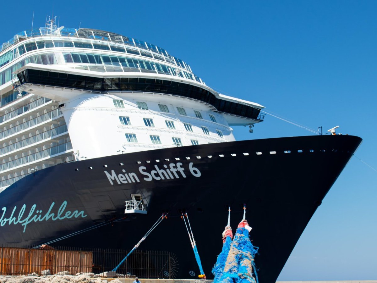 Mein Schiff.jpg