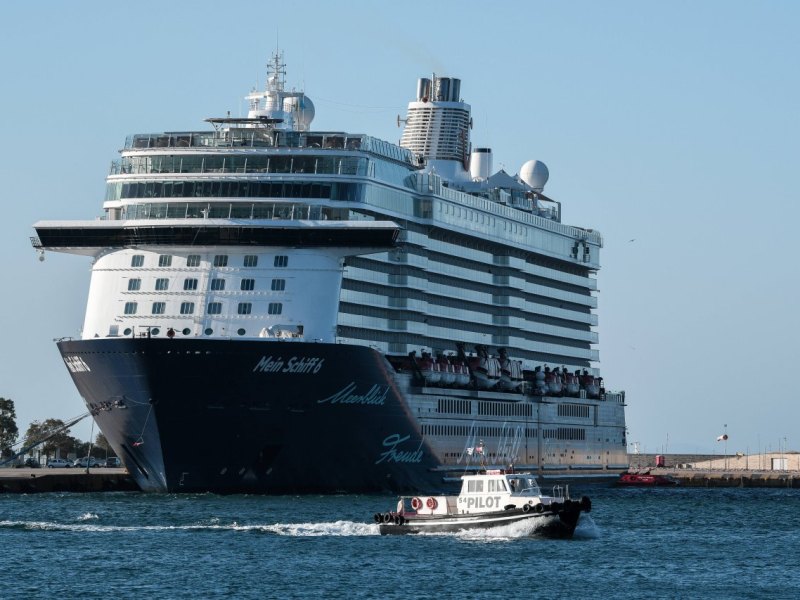 Mein Schiff 6.jpg