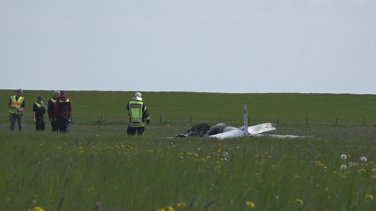 Nordsee: Ein Kleinflugzeug ist bei Wilhelmshaven abgestürzt. Zwei Menschen starben.