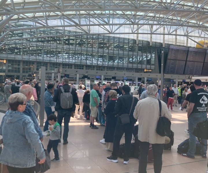 Flughafen Hamburg.jpg