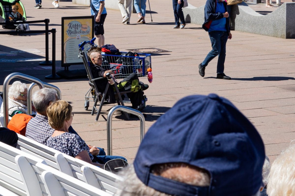 Sylt Punks Urlauber.jpg