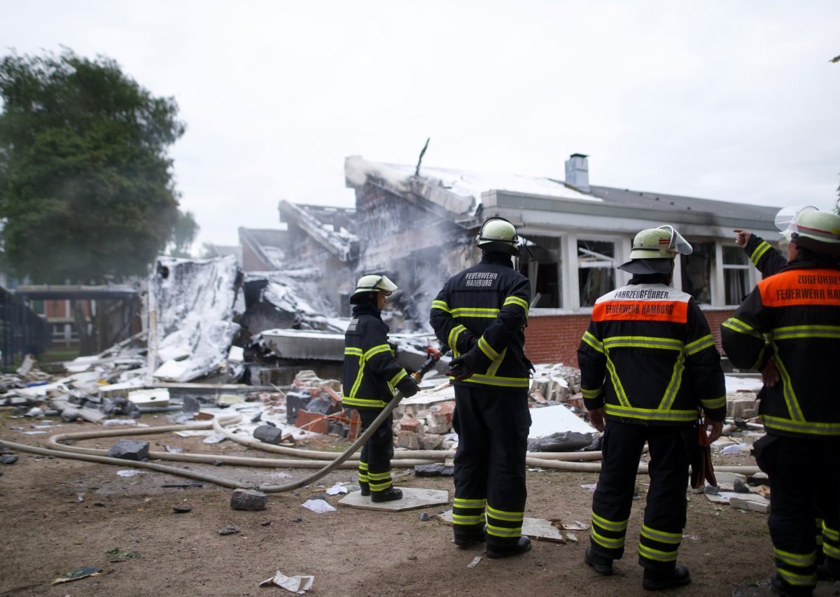 Hamburg Explosion Stadtteilschule Finkenwerder.jpeg