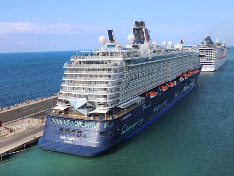 Mein Schiff 4