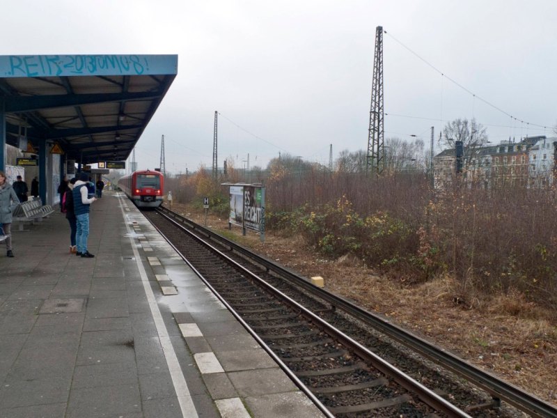 S-Bahnhof Diebsteich in Hamburg.jpg