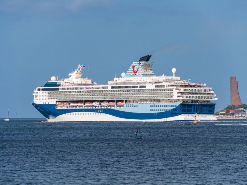 Mein Schiff 1