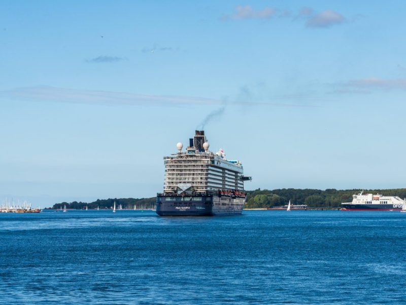 Mein Schiff 4