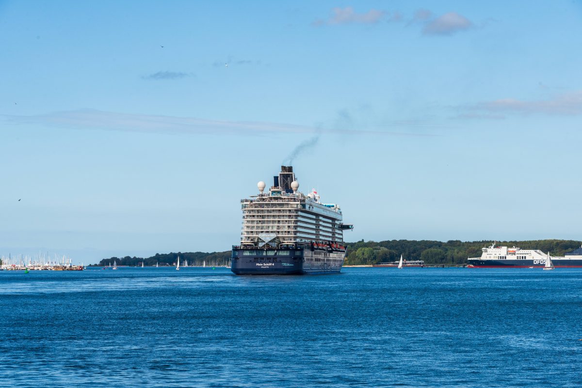 Mein Schiff 4