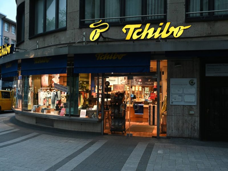 Tchibo: Annemarie Carpendale mit provokanter Werbung in den sozialen Netzwerken