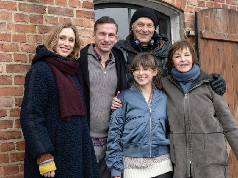 Der Cast von 