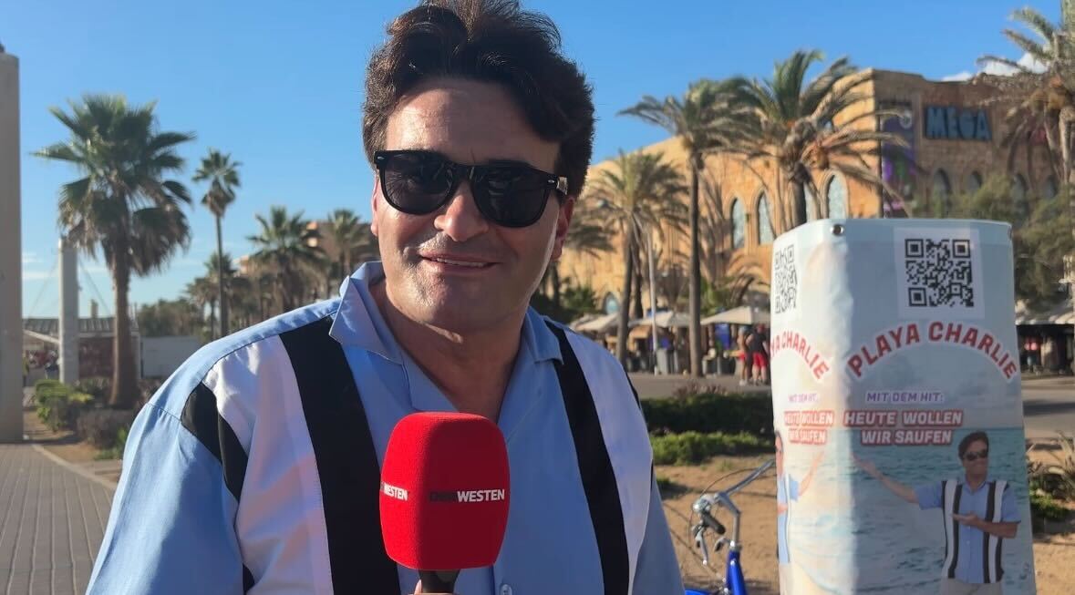 "Playa Charlie" ist bereits eine Kultfigur an der Playa de Palma auf Mallorca.