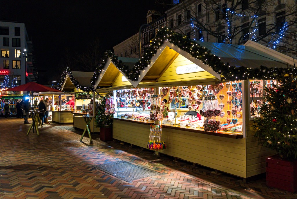 Weihnachtsmarkt-Holzhütte   