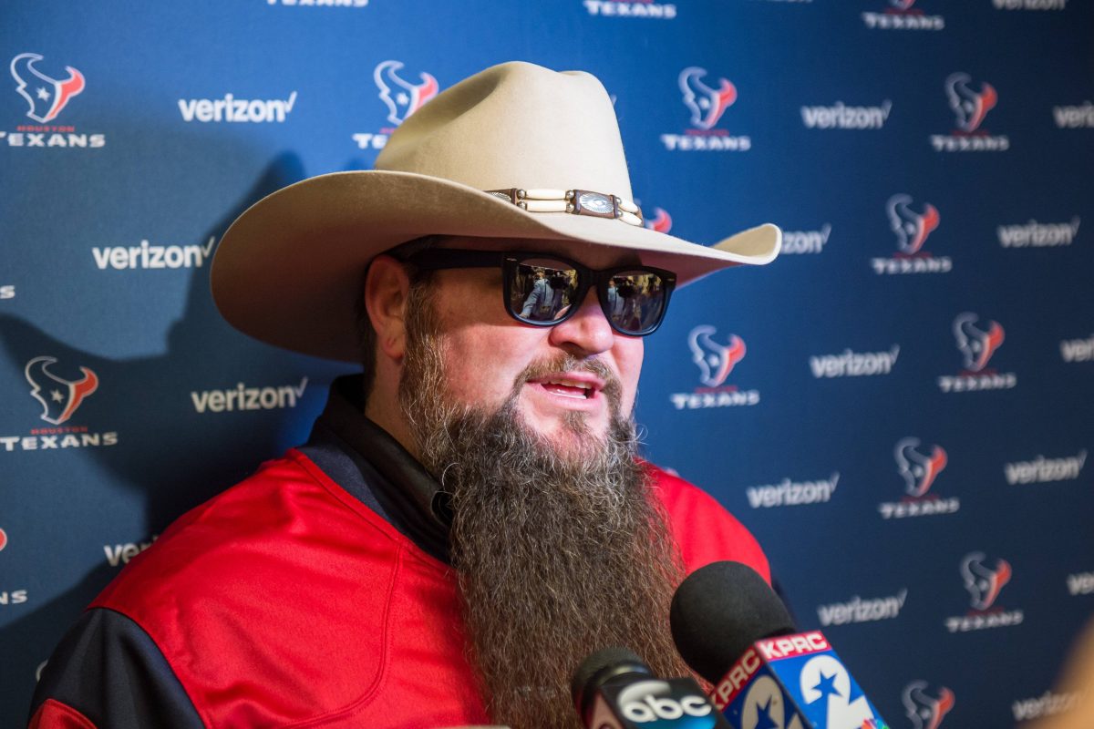 „The Voice“-Gewinner Sundance Head liegt im Krankenhaus.