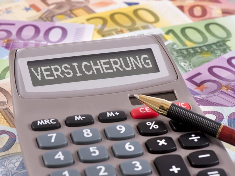 Ein Taschenrechner mit der Aufschrift 