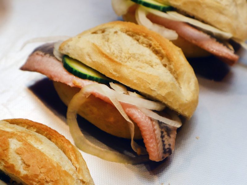 Ein Fischbrötchen.