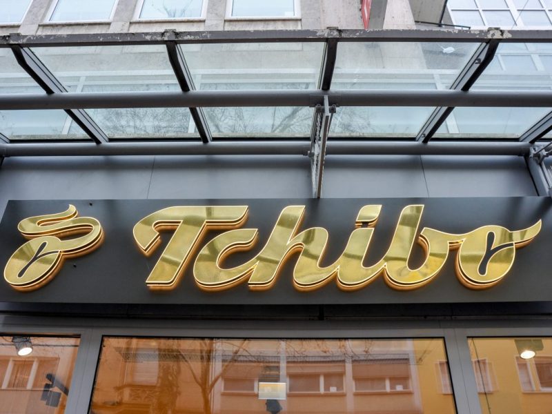 Tchibo: Dick, weiÃŸ und zum Anfassen â€“ Kunden kriegen nicht genug von diesem teuren Teil