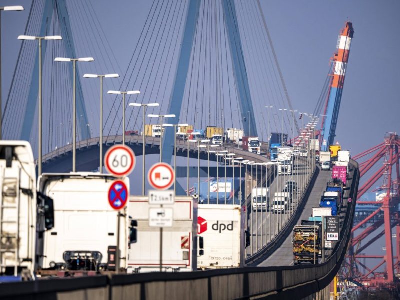 Die Köhlbrandbrücke in Hamburg.