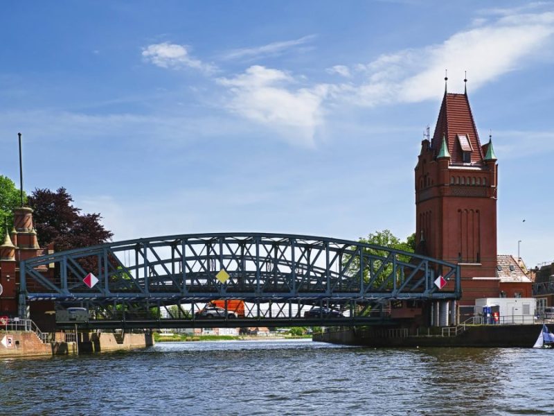 Die Hubbrücke in Lübeck.