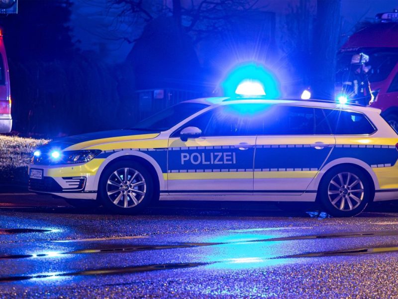 Ein Fahrzeug der Polizei (Symbolbild).